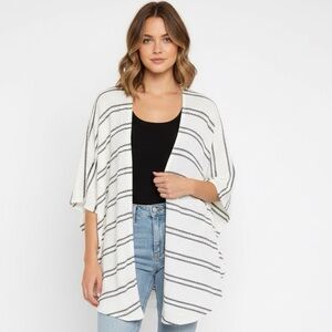 Daytrip Black & White Striped Oversized Boho Kimono-Style Top — Size Medium